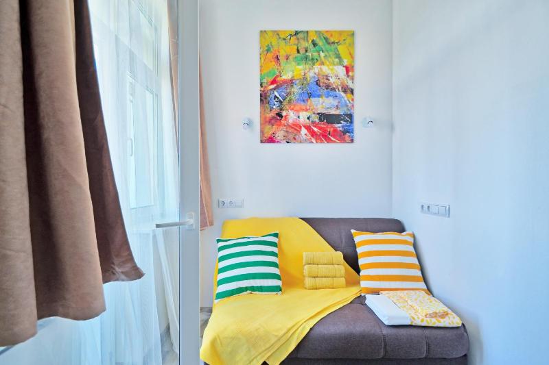 One-Bedroom Apartment image 3