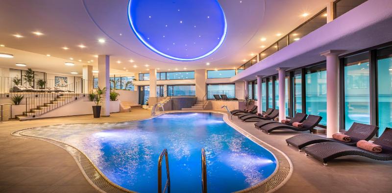 Grand Hotel Adriatic - image 13