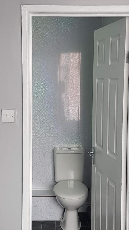 Deluxe Family Room image 3
