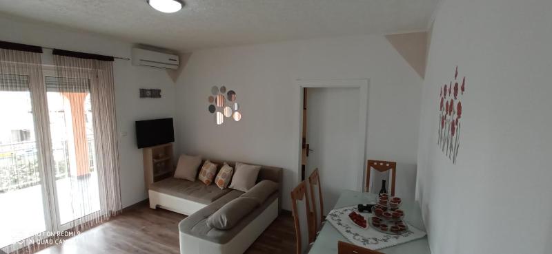Two-Bedroom Apartment with Terrace image 2