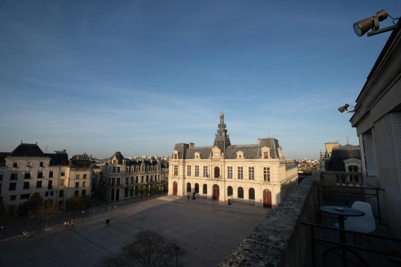 Comfort Double Roomwith City View image 2