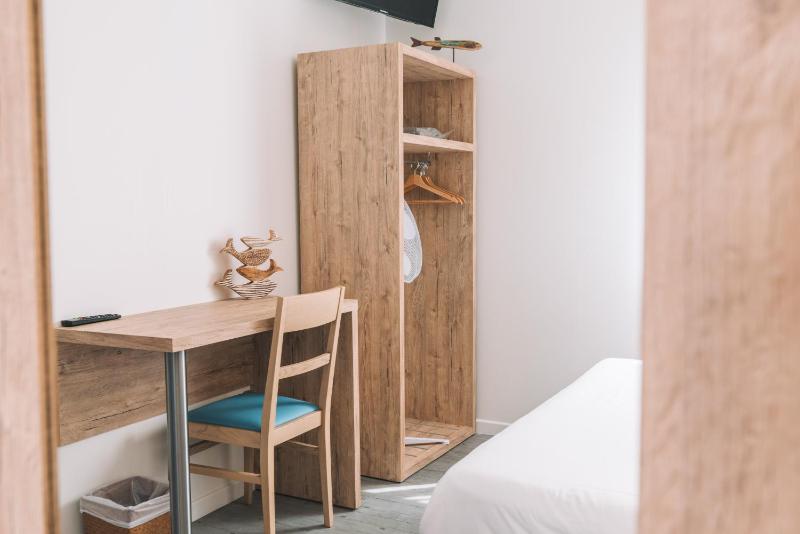 Double Room image 1