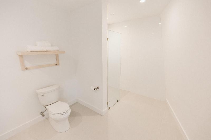 King Suite image 4