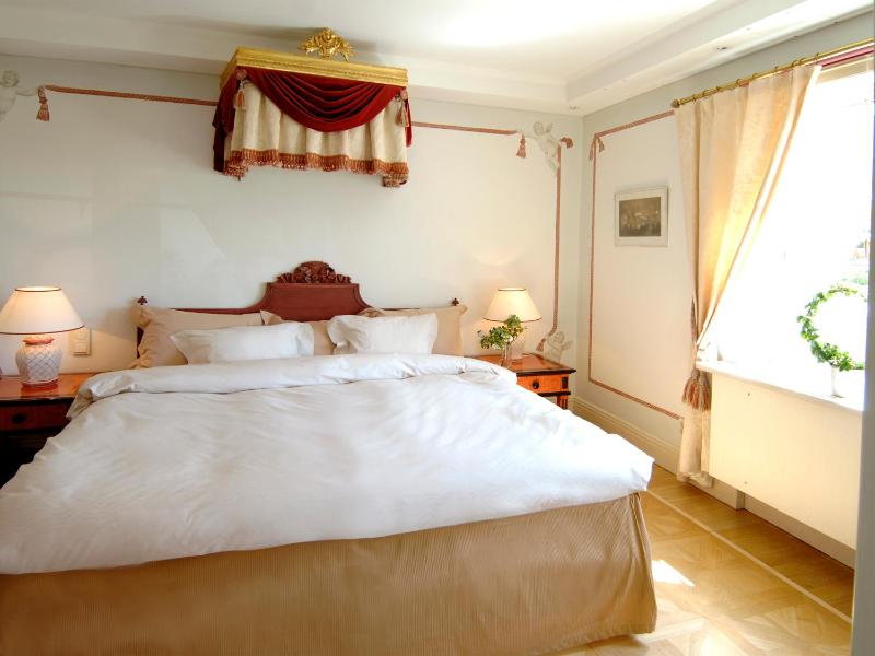 Junior Suite image 2