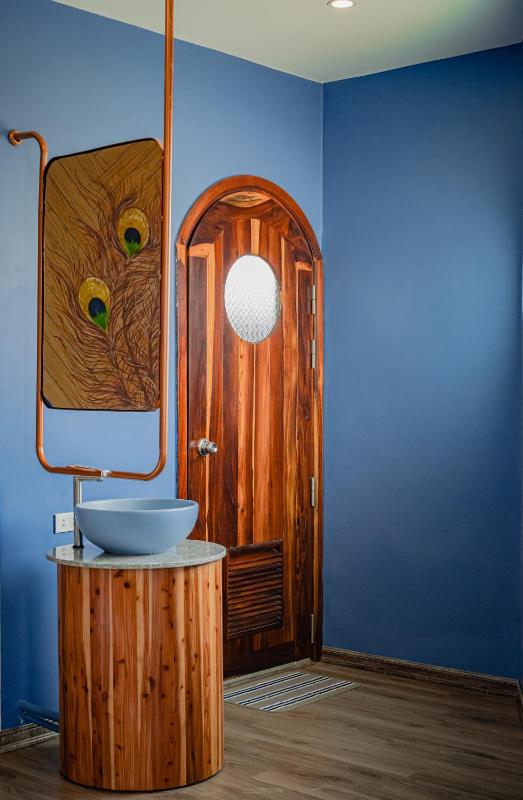 Eden Home&Cafe - image 26