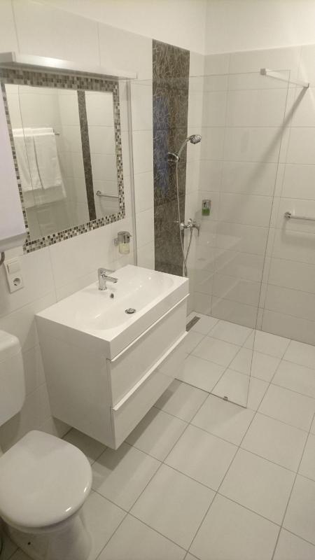 Double Room with Private Bathroom image 3