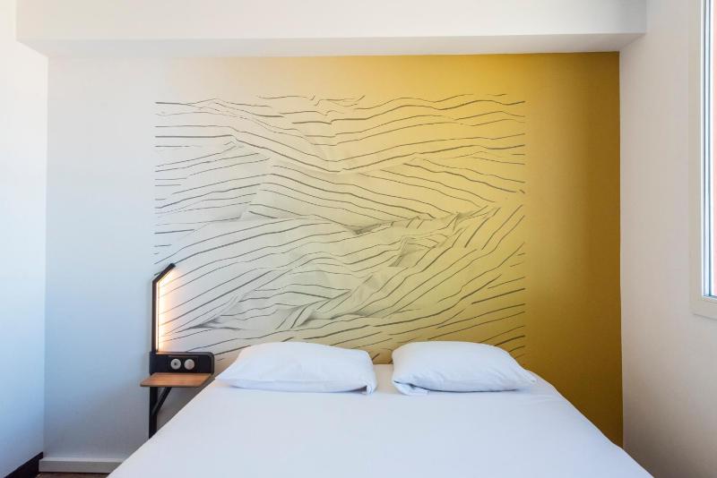 Double Room image 4