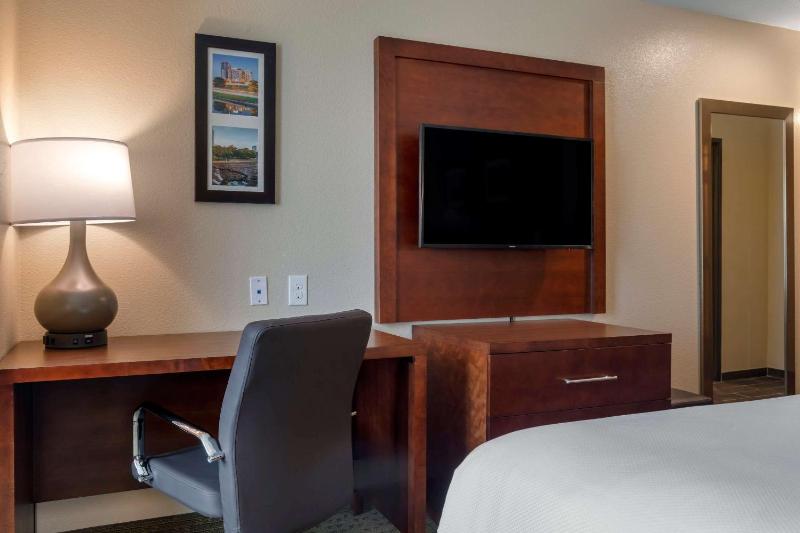 Standard King Room - Non Smoking image 3