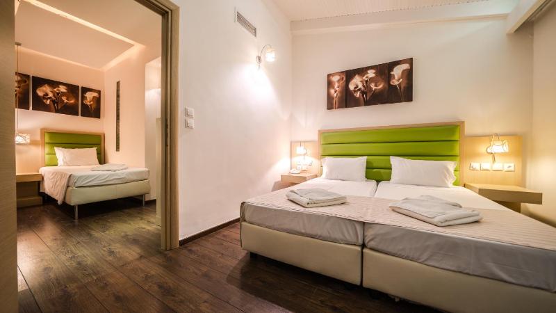Suite with Sea View image 1