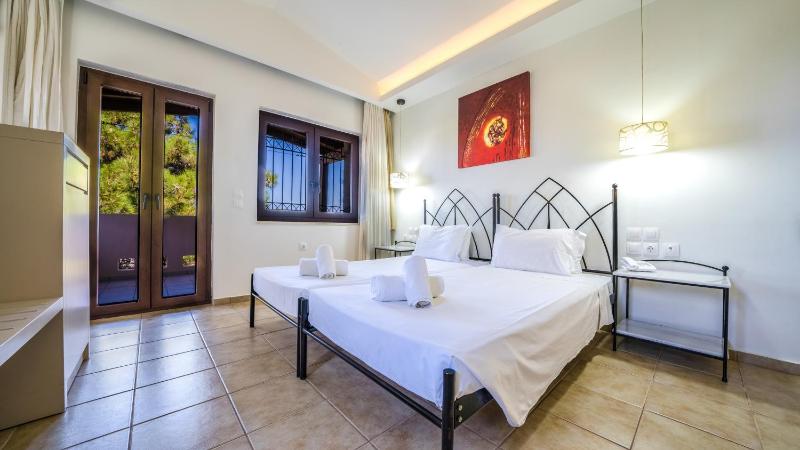 Junior Bungalow Suite with Sea View image 4