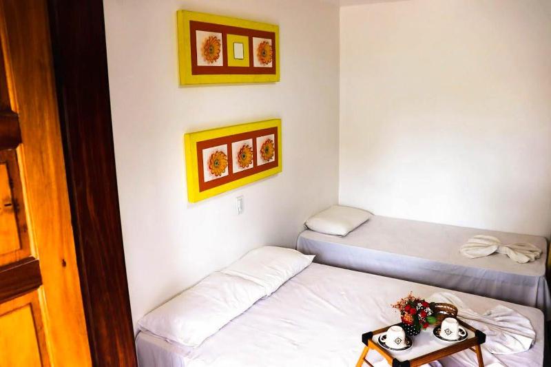 Apartamento Condomínio Taperapuan Vilage - image 13