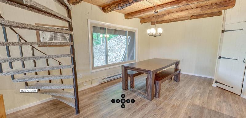 Four-Bedroom Cabin image 2