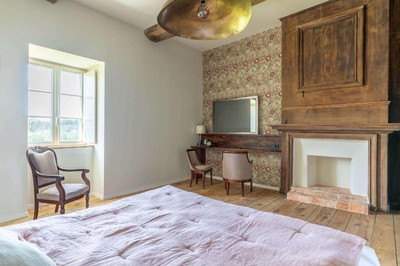 Double Room with Private Bathroom image 3