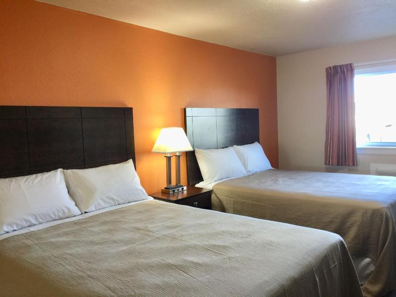 Standard Double Room image 2