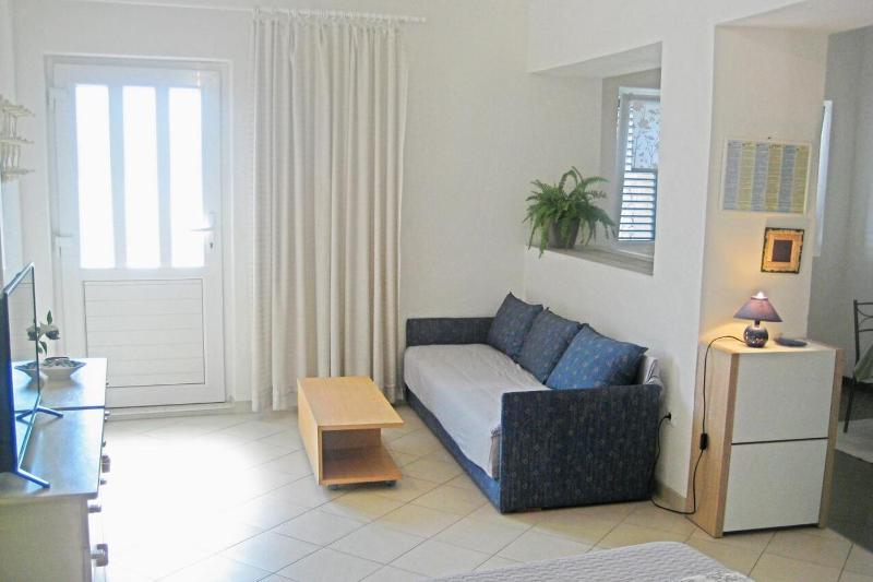 Studio with Terrace and Sea View image 4