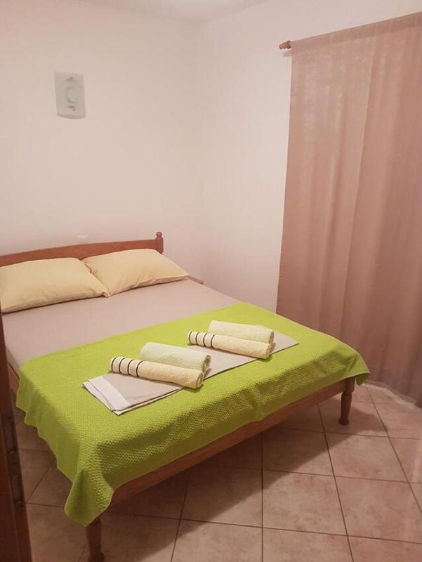 Two-Bedroom Apartment with Terrace and Sea View image 3