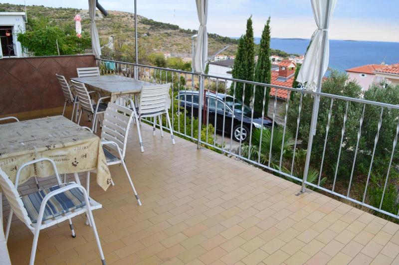 Two-Bedroom Apartment with Terrace and Sea View image 4