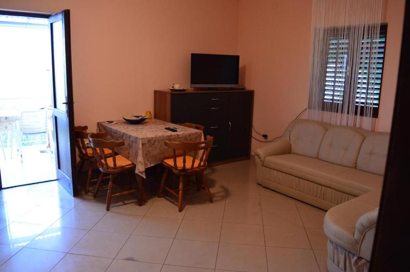 Two-Bedroom Apartment with Terrace and Sea View image 2