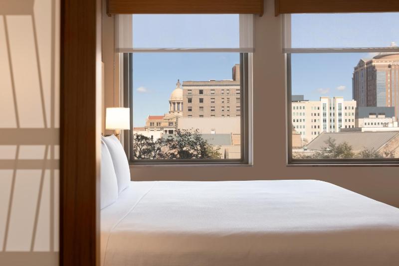 Hyatt Place Houston Downtown - image 11