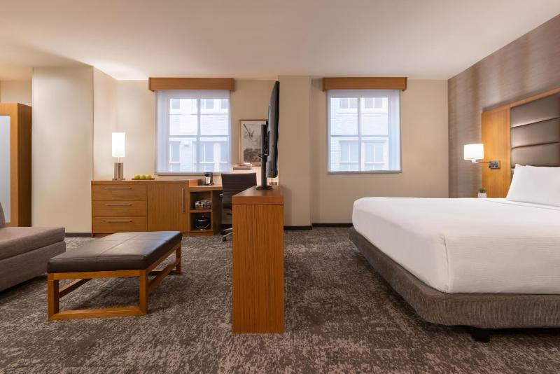 Hyatt Place Houston Downtown - image 30