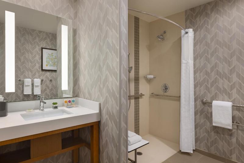 Hyatt Place Houston Downtown - image 3