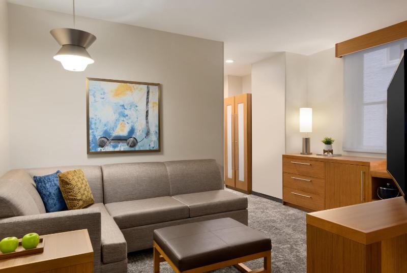 Hyatt Place Houston Downtown - image 36