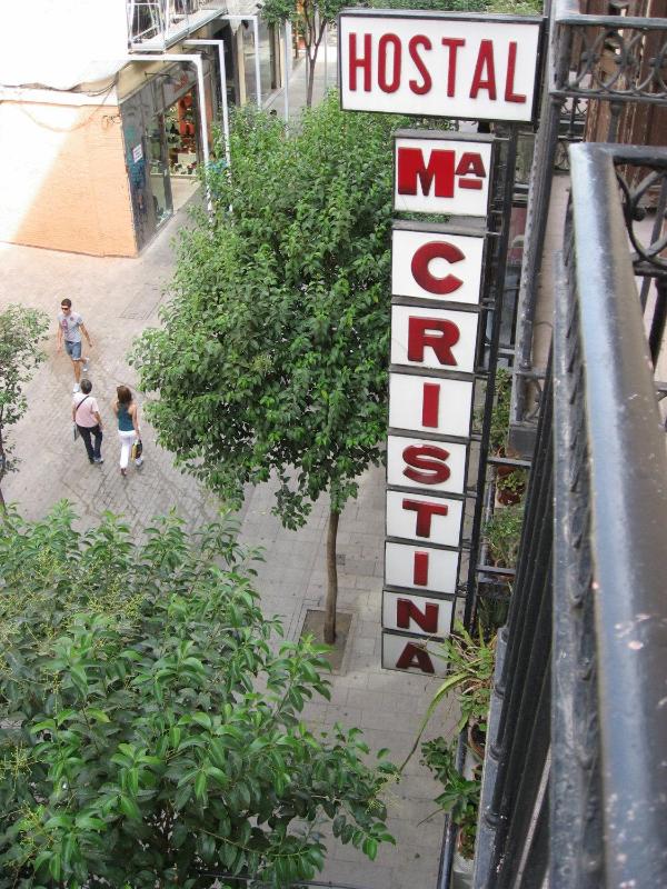 Hostal Maria Cristina - image 11