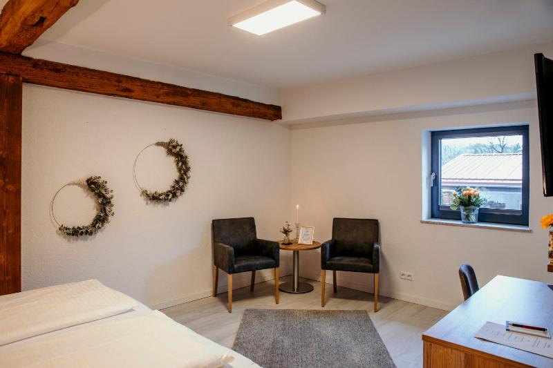 Deluxe Double Room image 4