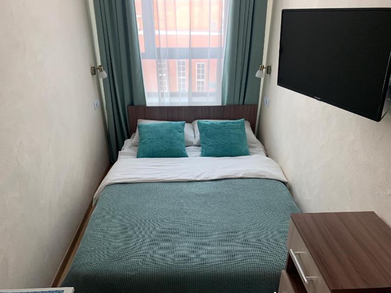 One-Bedroom Apartment image 1