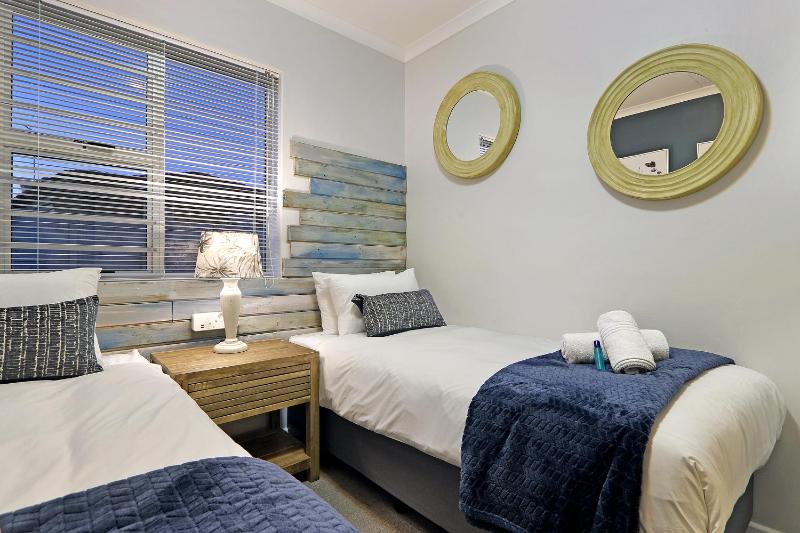 Apartment image 2