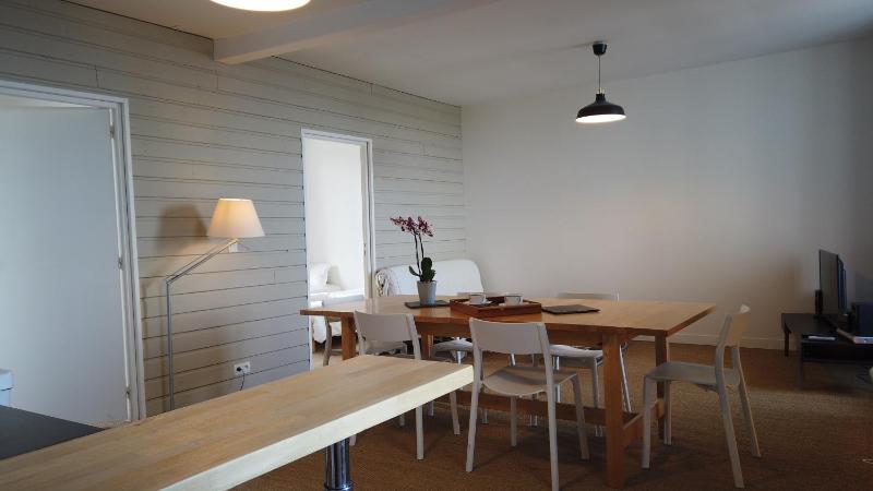 Two-Bedroom Apartment with Sea View image 4