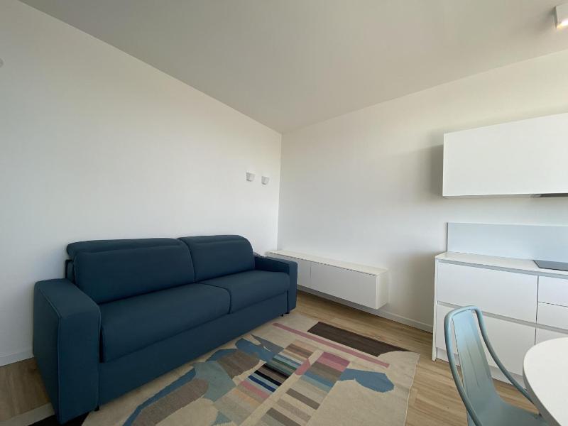 Podium - image 21