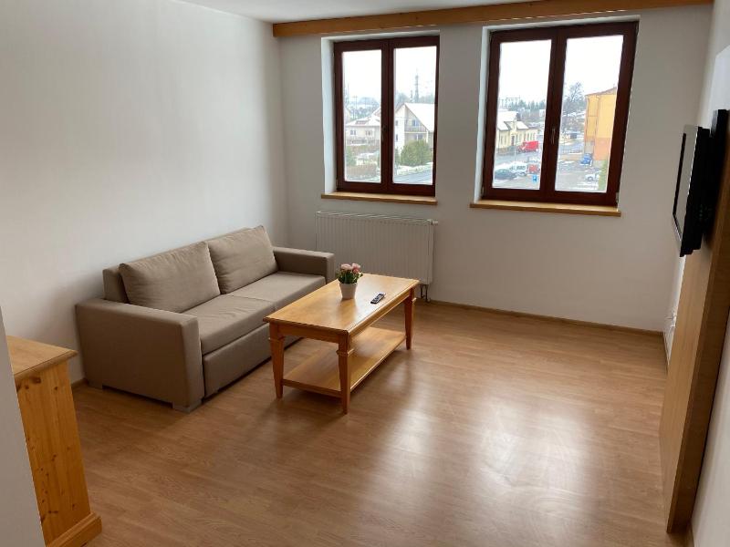 Double or Twin Room image 4