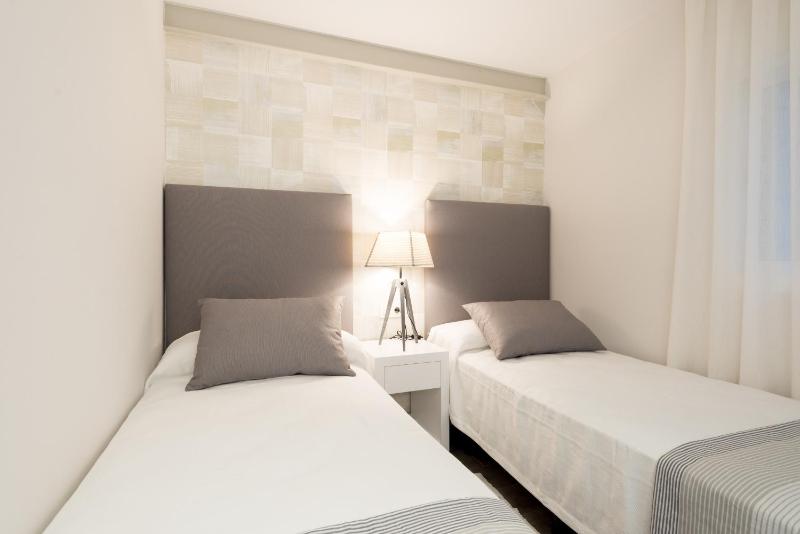 Puerto de Málaga Premium 3 Bedrooms Apartment - image 16
