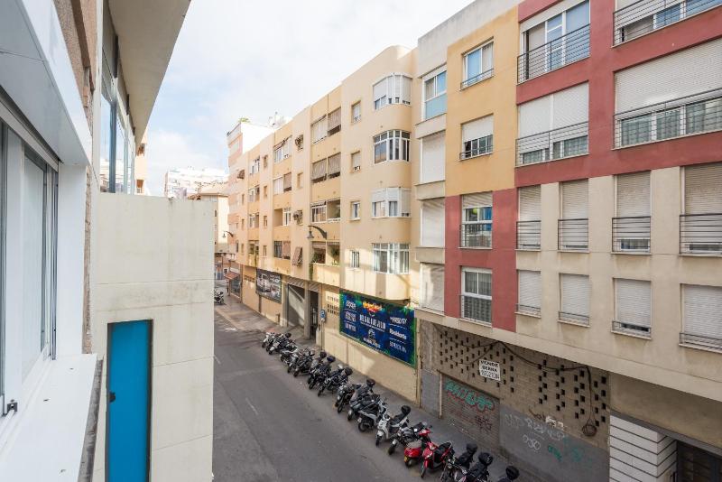 Puerto de Málaga Premium 3 Bedrooms Apartment - image 2
