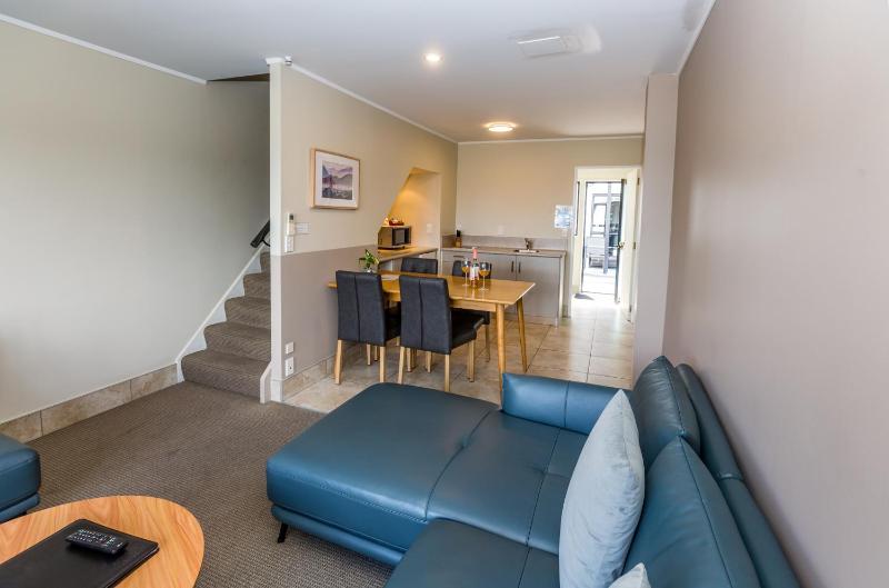 Le Chalet Suisse Motel Taupo - image 24