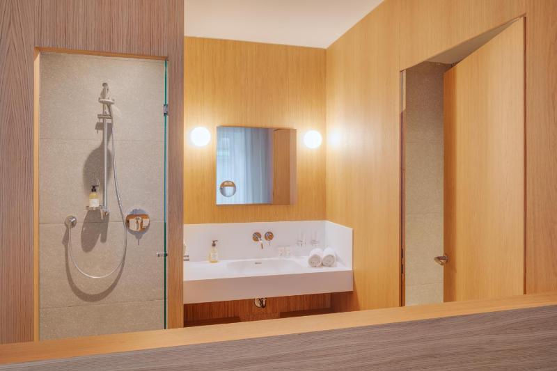 Superior Double Room image 2