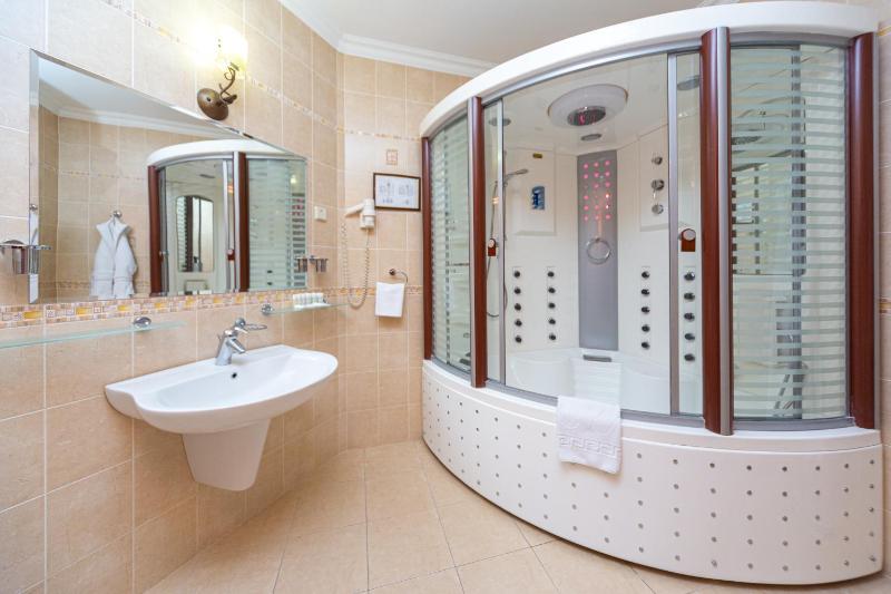 Suite with Terrace image 4