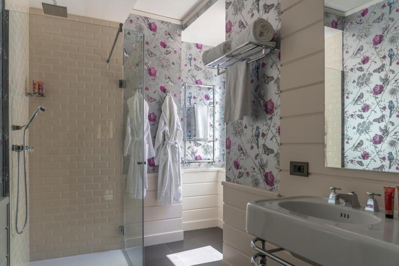 Mini Suite image 4