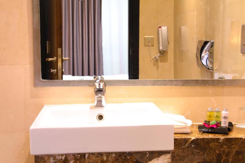 Three-Bedroom Suite image 2