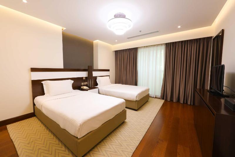 Three-Bedroom Suite image 4