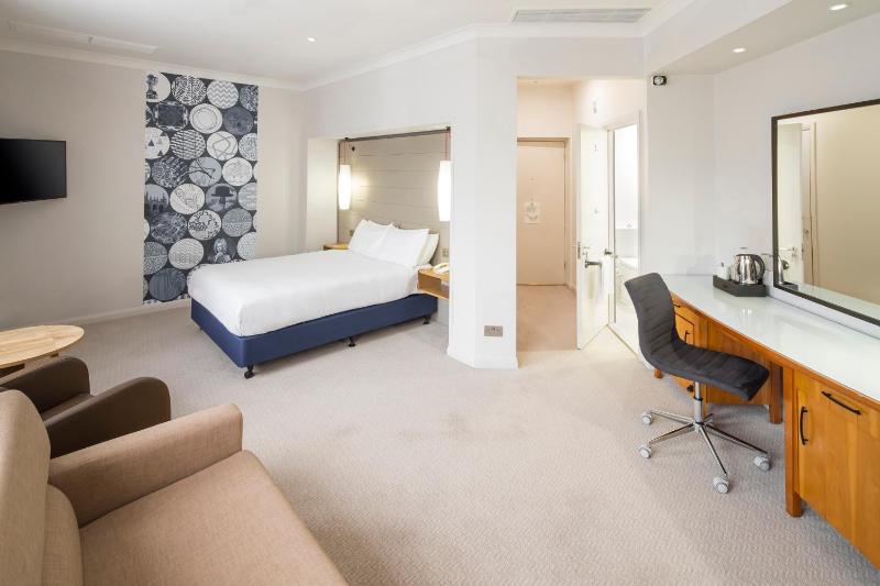 Double Room - Disability Access image 4