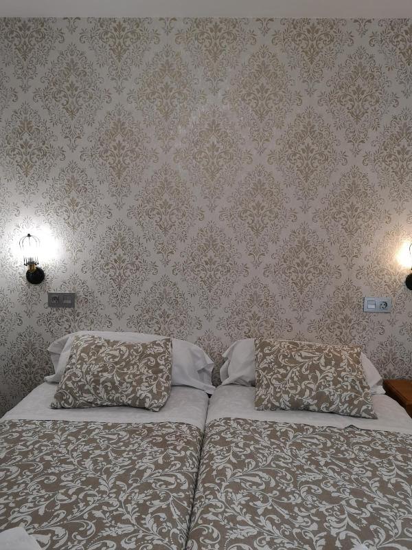 Triple Room image 2