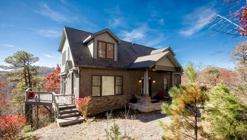 Five-Bedroom Holiday Home image 1