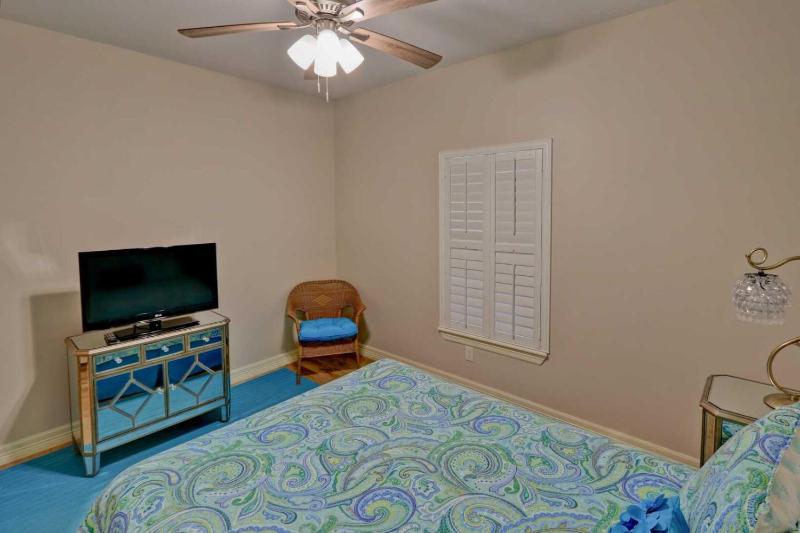 SEA GLASS 11 condo - image 14