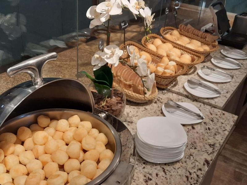 Golden Tulip Goiania Address - image 8
