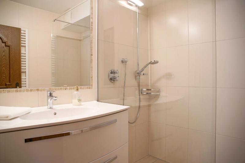 Two-Bedroom Apartment with Garden Typ 80 image 3