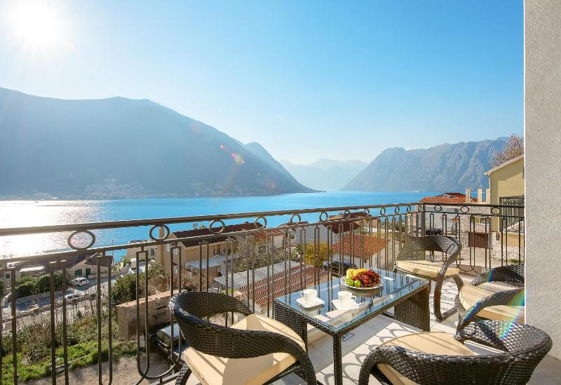 2MONTENEGRO LIMETA APARTMENTS with pool - image 1