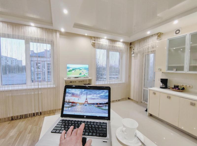 Deluxe Apartment image 2