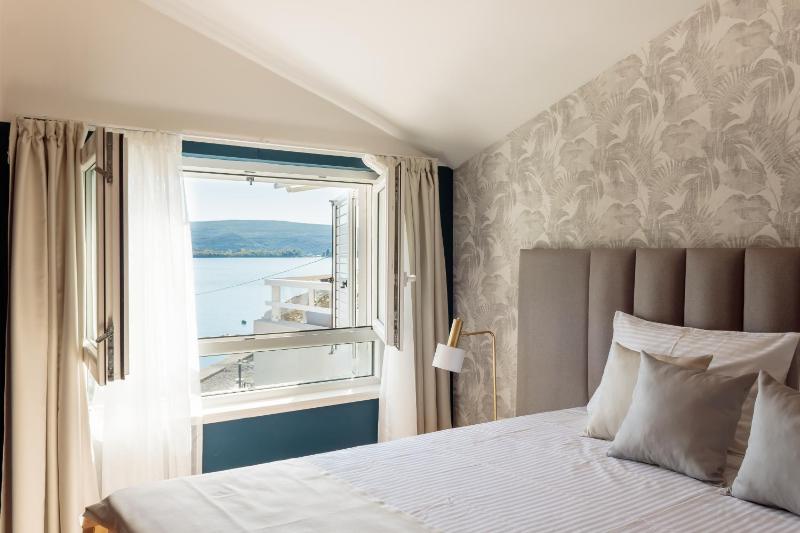Superior Apartment image 3